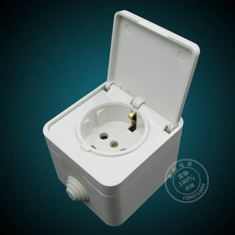 The EU CE certification with the European style with a cover waterproof socket oubiao socket socket EU plug Korea (3)