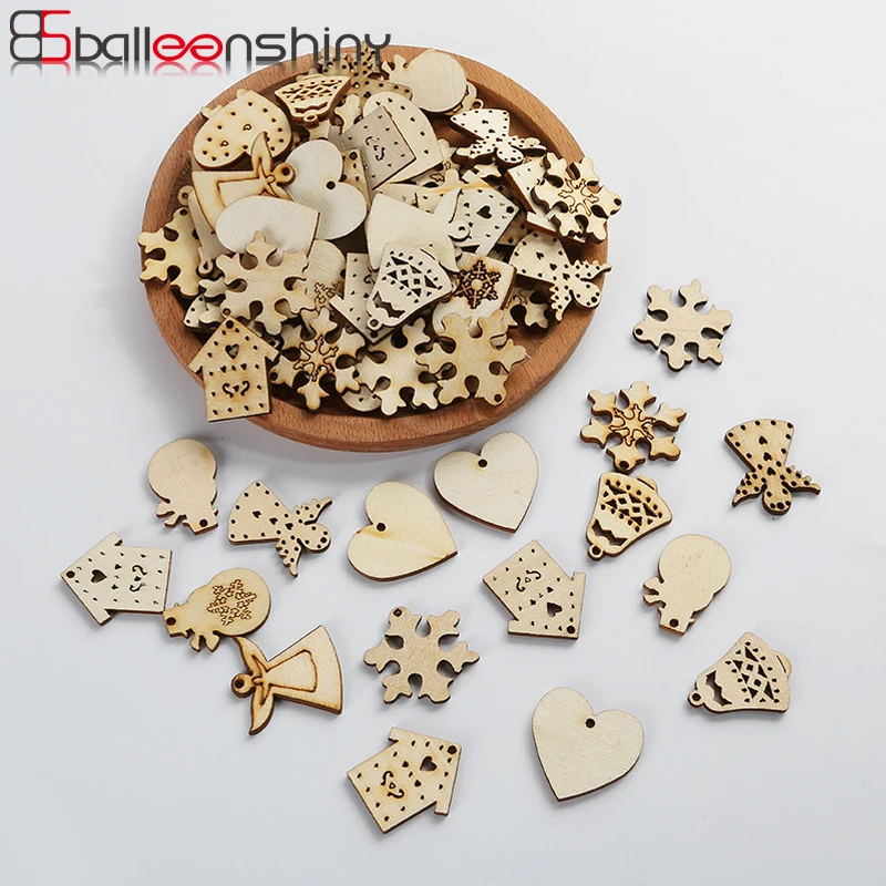 

Tofok 50pcs/set Wooden Christmas Snowflake Decoration Chip Creative Handmade DIY Wind Chimes Bell Pendant Home Party Accessories
