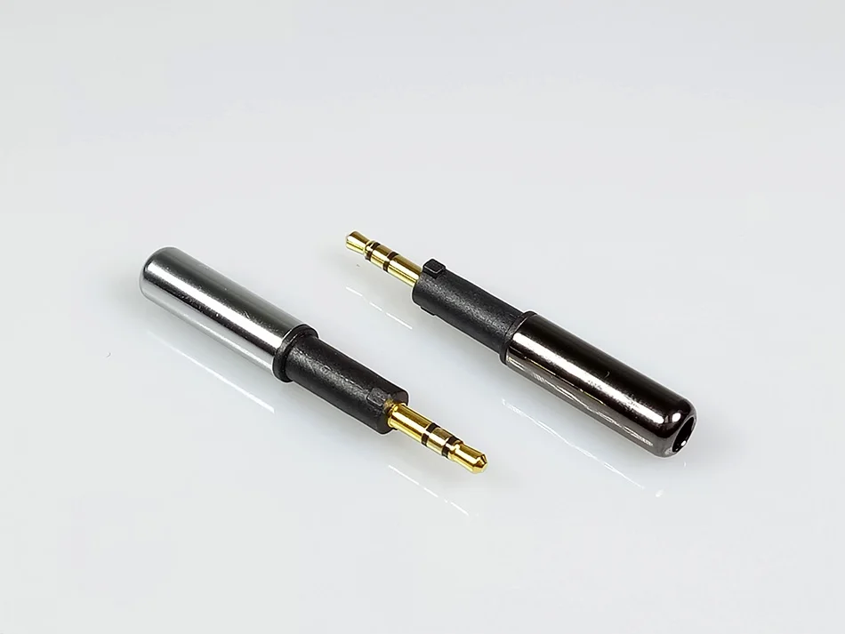 3 Poles Stereo 2.5mm Connector (1)