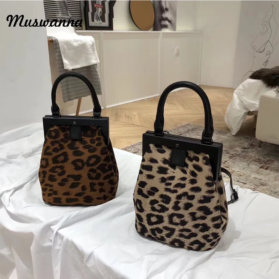 

Luxury Designer Leopard Women Handbag Pu Leather Wood Clip Bag Top Handle Handbags Crossbody Bag For Women Evening Clutch Purse