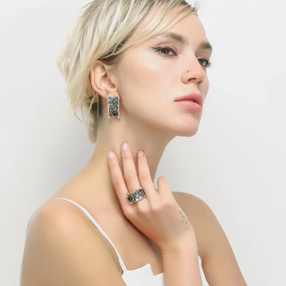 

Nandudu Retro Silver Color Rings for Women Vintage Ring Earrings Jewelry Sets Female Wide Cocktail Party Jewelry R1996 CE348