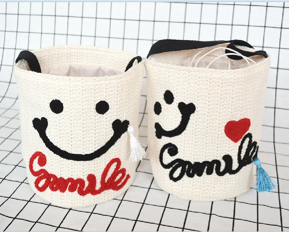 

20x22CM 2017 New Pp Smiley Cylinder Embroidery Straw Bag Female Summer Beach Vacation Bag a5265