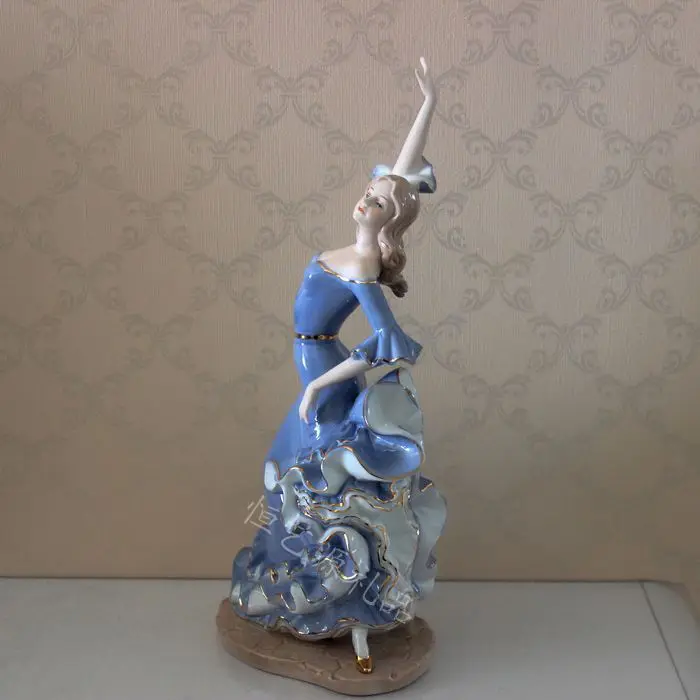 Passionate Porcelain Lady Flamenco Dancer Statue Decor Craft Accessories Ornament for Souvenir Gift and Festival Embellishment |
