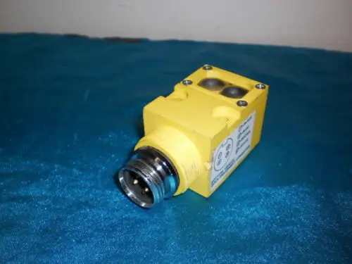 

DHL/EMS 5 LOTS b+anner SM912LVQD SM912LVQD Sensor Value-Beam -A1