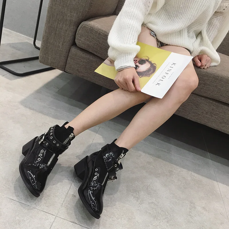 Celebrity Talons Avant Bottines Femmes Boots2019thick Daim noir Patchwork Bottes Punk Boucle Designer Cuir Laqué Beige Zip En Martin FKcl1J