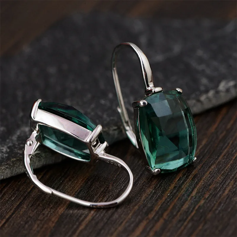 jewelry stores
