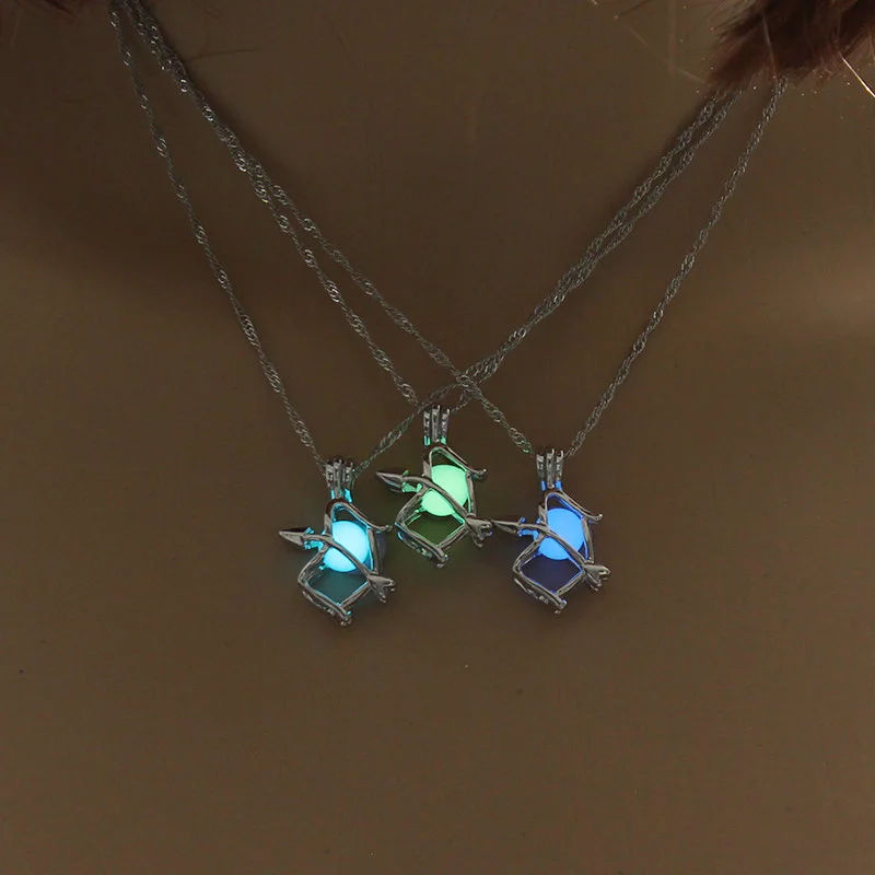 

Luminous PendantCupid's Target Necklace 3 Colors Glow In The Dark Necklace Silver Chain For Women Gifts Fashion Jewelry Neckla