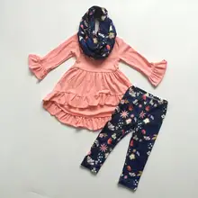 Осенняя одежда Комплекты из 3 предметов для девочек с шарфом комплекты с цветочным рисунком для девочек Коралловое платье топ с темно-синими штанами