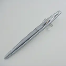 Бесплатная доставка старая ручка старый инвентарь герой 82-1 мм 0,5 мм перо вечная классика коллекционная ценность студент с ручкой