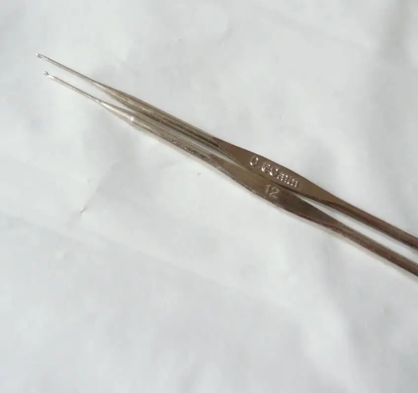 

0.6mm 0.75mm 0.8mm 1.95mm Stainless Steel Crochet Hooks DIY Knitting Tool 12.5cm length