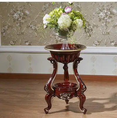 Simple modern sofa corner. Metal tempered glass multi-layer white edge table. Small tea table.. Simple modern sofa corner. Metal tempered glass multi-layer white edge table. Small tea table..