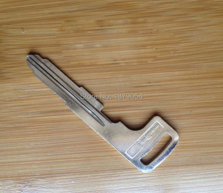 Mitsubishi Smart Key Blade (1).jpg