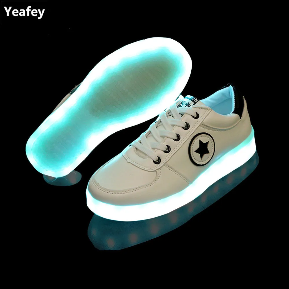 

Rechargeable Kids Light Up Shoes Led Children USB Illuminated Krasovki Luminous Glowing Womens Mens Fashion Sneakers Girls Boys