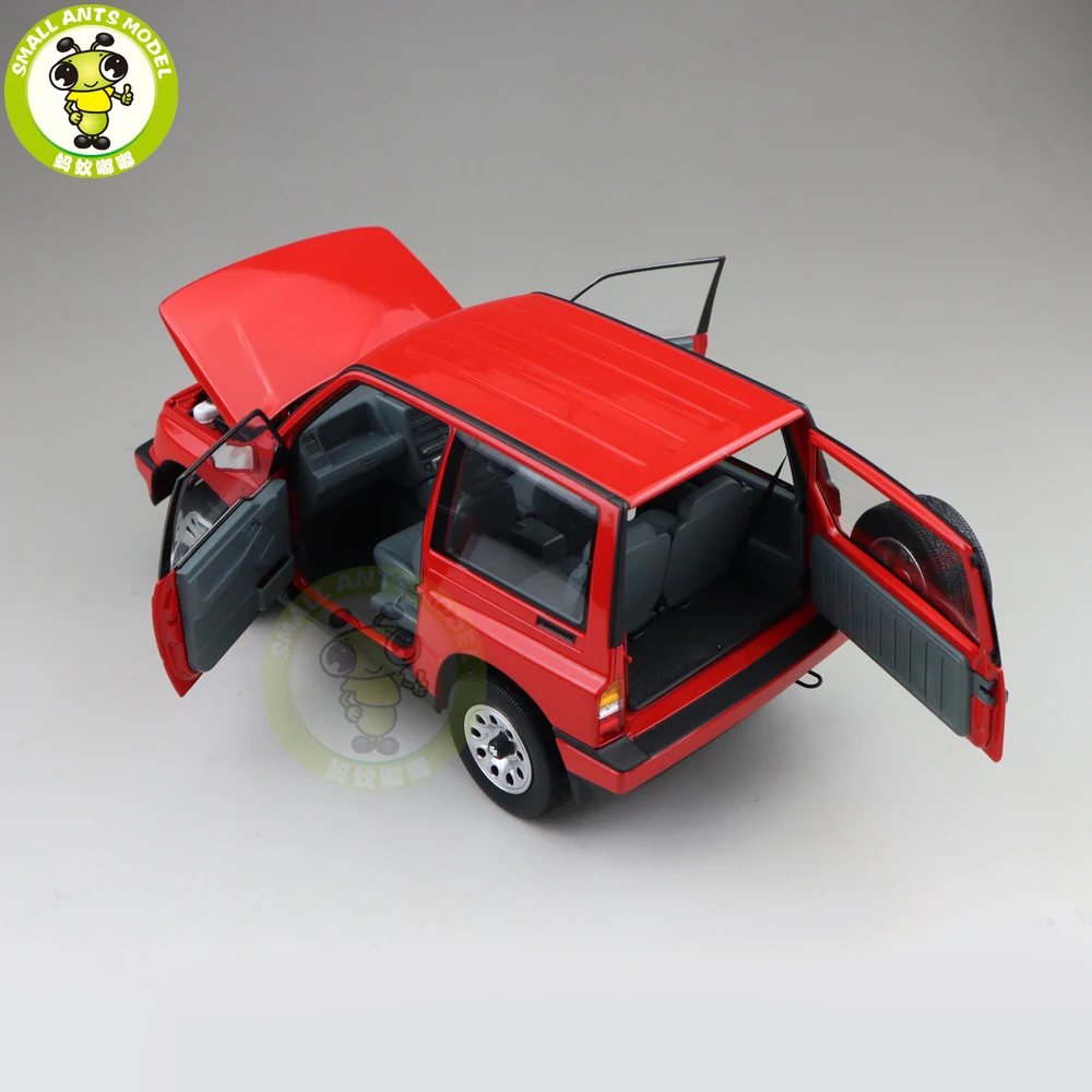 1/18 DORLOP Suzuki Vitara Escudo правый руль Diecase модели игрушечных автомобилей Дети Подарки для мальчиков девочек красный