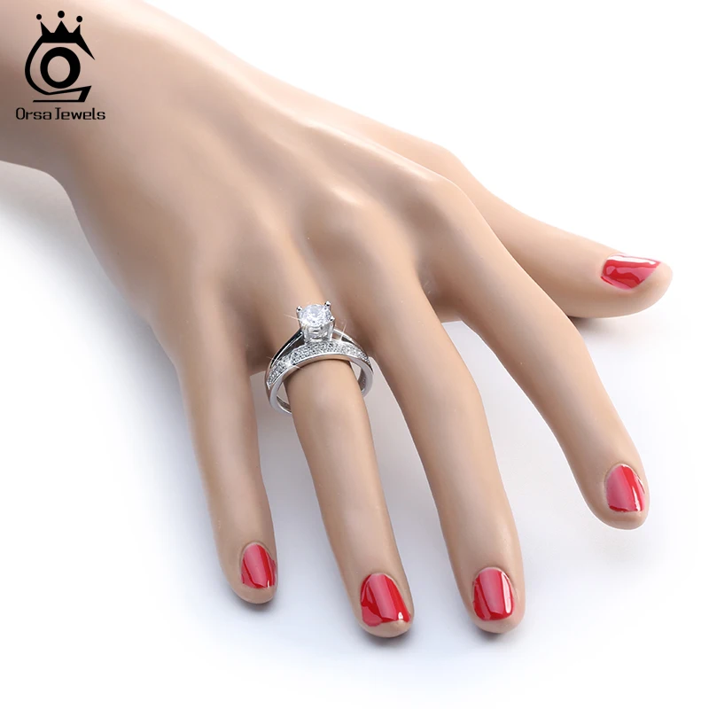 ORSA JEWELS Round Ring Engagement Rings 4 Prongs Setting Cubic Zircon Jewelry For Women Love Bague Anillos Mujer OR107