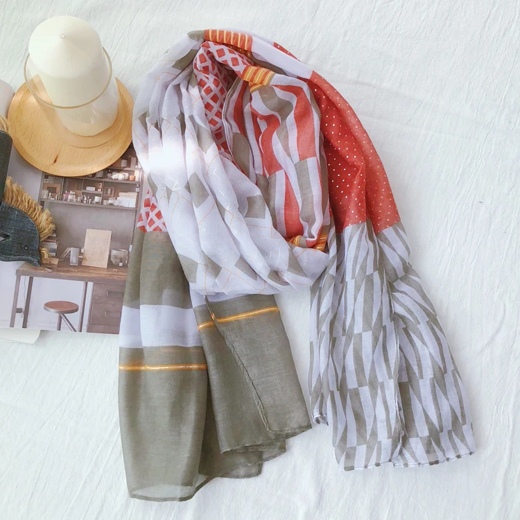 

2019 Newest Beautiful Geometry Luxury Scarves Shawls Gold Foil Foulard Scarf Wrap Hijab Wholesale 10pcs/lot Free Shipping