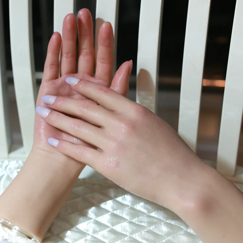 

Sexy Lifelike Female Hand Mannequin Hand Model Silicone Best Quality On Sale