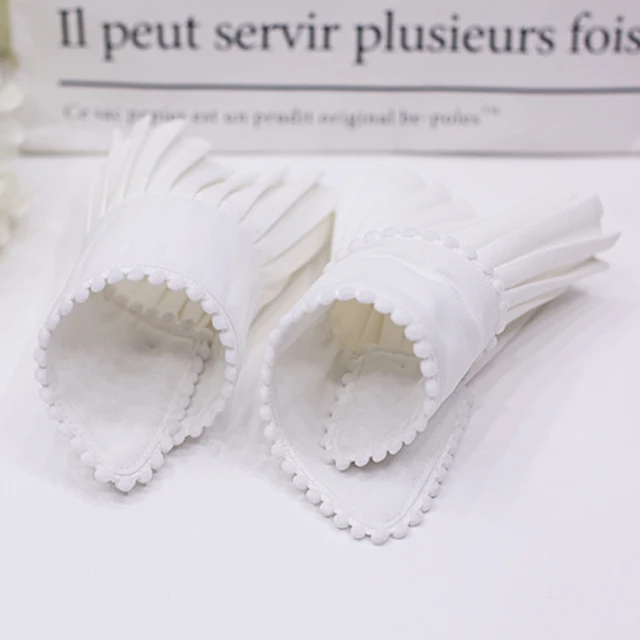 TWOTWINSTYLE Beading Cuff For Women Ruffles Pleated White Hidden Breasted Cuffs Spring Female Vintage Fashion