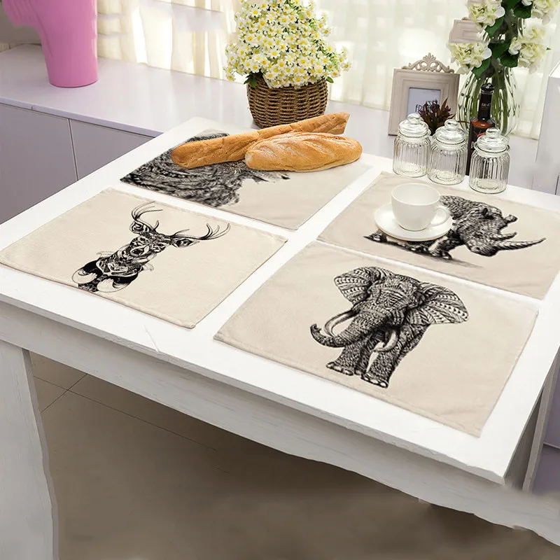 

42x32cm Animal Pattern Cotton Linen Placemat Sketch Elephant Lion Heat Insulation Dining Table Mat Bowl Pad Coasters Decoration