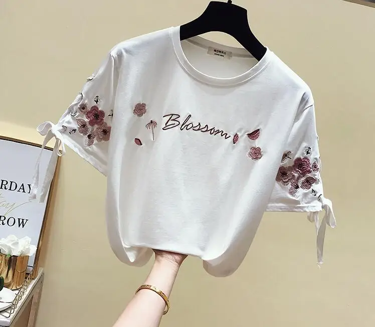 

Aimee 2019 New Summer Floral Tops Tees Woman Funny Letter Embroidery T Shirt Women Black White O-Neck Cotton T-Shirt Femme
