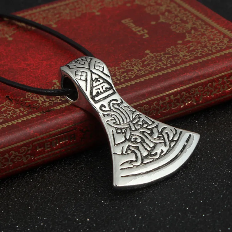 1pcs Viking Talismans Amulets AXE Pendant Gothic Retro Pagan Chokers