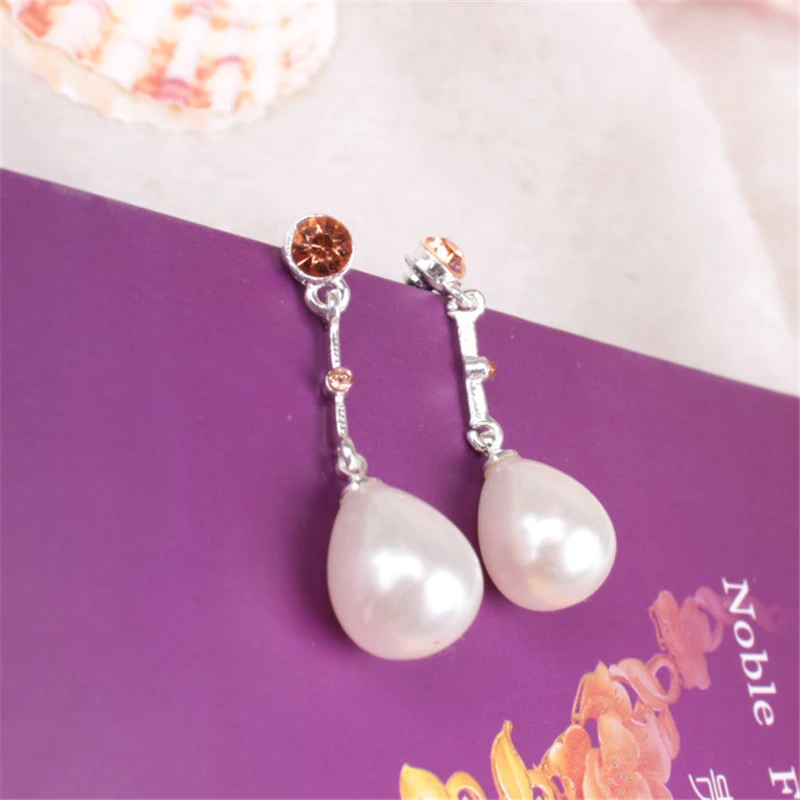 RONGQING 1Pair Classic Simple White Imitation Pearl Earrings for Women Boucle D'oreille 2016 Oorbellen Sister Gifts: Cheap pearl earrings, Buy Quality earrings for women directly from China imitation pearl earrings Suppliers: RONGQING 1Pair Classic Simple White Imitation Pearl Earrings for Women Boucle D'oreille 2016 Oorbellen Sister Gifts
Enjoy ✓Free Shipping Worldwide! ✓Limited Time Sale ✓Easy Return. Brand Name: RONGQING Model Number: CN307-050 Material: Resin Gender: Women Style: Classic Metals Type: Zinc Alloy Earring Type: Stud Earrings Item Type: Earrings Back Finding: Push-back Shape\pattern: Plant Fine or Fashion: Fashion Quantity: 1Pair Color: As Shown Packing : Opp Bags  RONGQING 1Pair Classic Simple White Imitation Pearl Earrings for Women Boucle D'oreille 2016 Oorbellen Sister Gifts: Cheap pearl earrings, Buy Quality earrings for women directly from China imitation pearl earrings Suppliers: RONGQING 1Pair Classic Simple White Imitation Pearl Earrings for Women Boucle D'oreille 2016 Oorbellen Sister Gifts
Enjoy ✓Free Shipping Worldwide! ✓Limited Time Sale ✓Easy Return. Brand Name: RONGQING Model Number: CN307-050 Material: Resin Gender: Women Style: Classic Metals Type: Zinc Alloy Earring Type: Stud Earrings Item Type: Earrings Back Finding: Push-back Shape\pattern: Plant Fine or Fashion: Fashion Quantity: 1Pair Color: As Shown Packing : Opp Bags