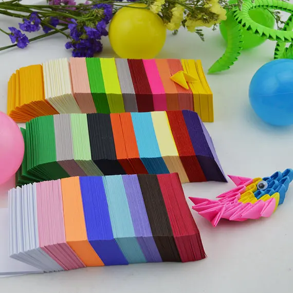 2800pic /28 kinds of color/each color 100pic /1.1*1.9inch / 3d origami