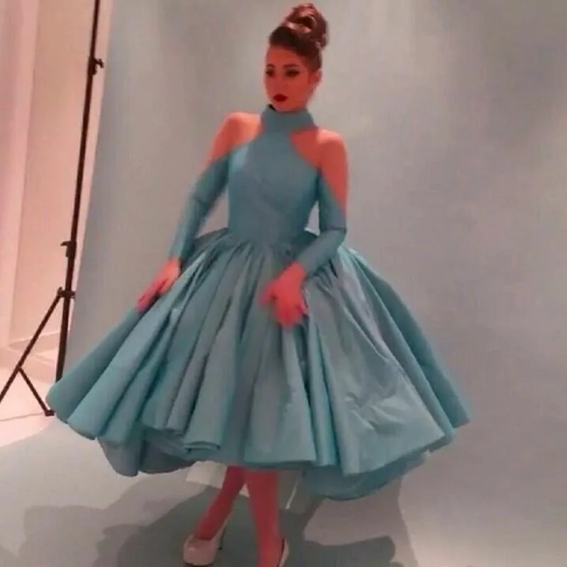 Sexy Cocktail Jurken Halter Backless Ruches Baljurk Knielengte Cocktail Party Gown robe de Cocktail vestidos coctel 2017