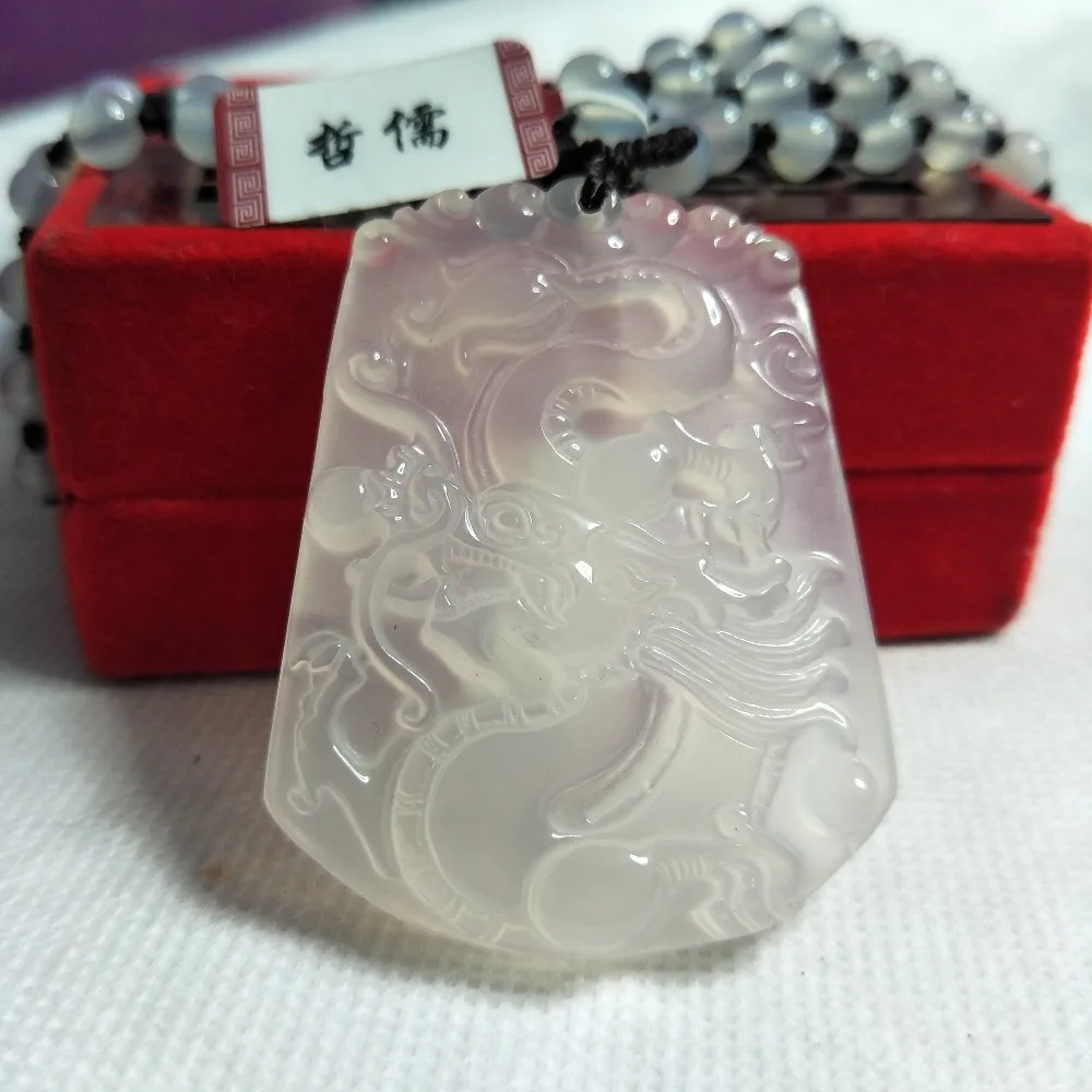 

Zheru Jewelry Pure natural white agate carved dragon pendant white chalcedony bead necklace male models gifted national certific