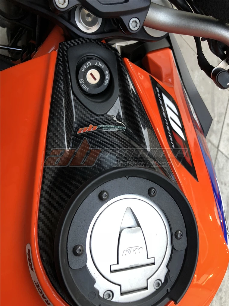 Крышка топливного бака для KTM 1290 SUPERDUKE/R- полностью из углеродного волокна твил