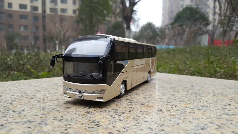 Коллекционная модель из сплава, подарок, 1:42, Yutong ZK6128HQB, двухэтажный, для путешествий, для транспорта, литья под давлением, игрушка, модель украшения