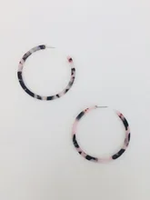 

Middle Size Tortoise Printed Hoop Earrings Snow Leopard Grain 1 7/8" Inner D