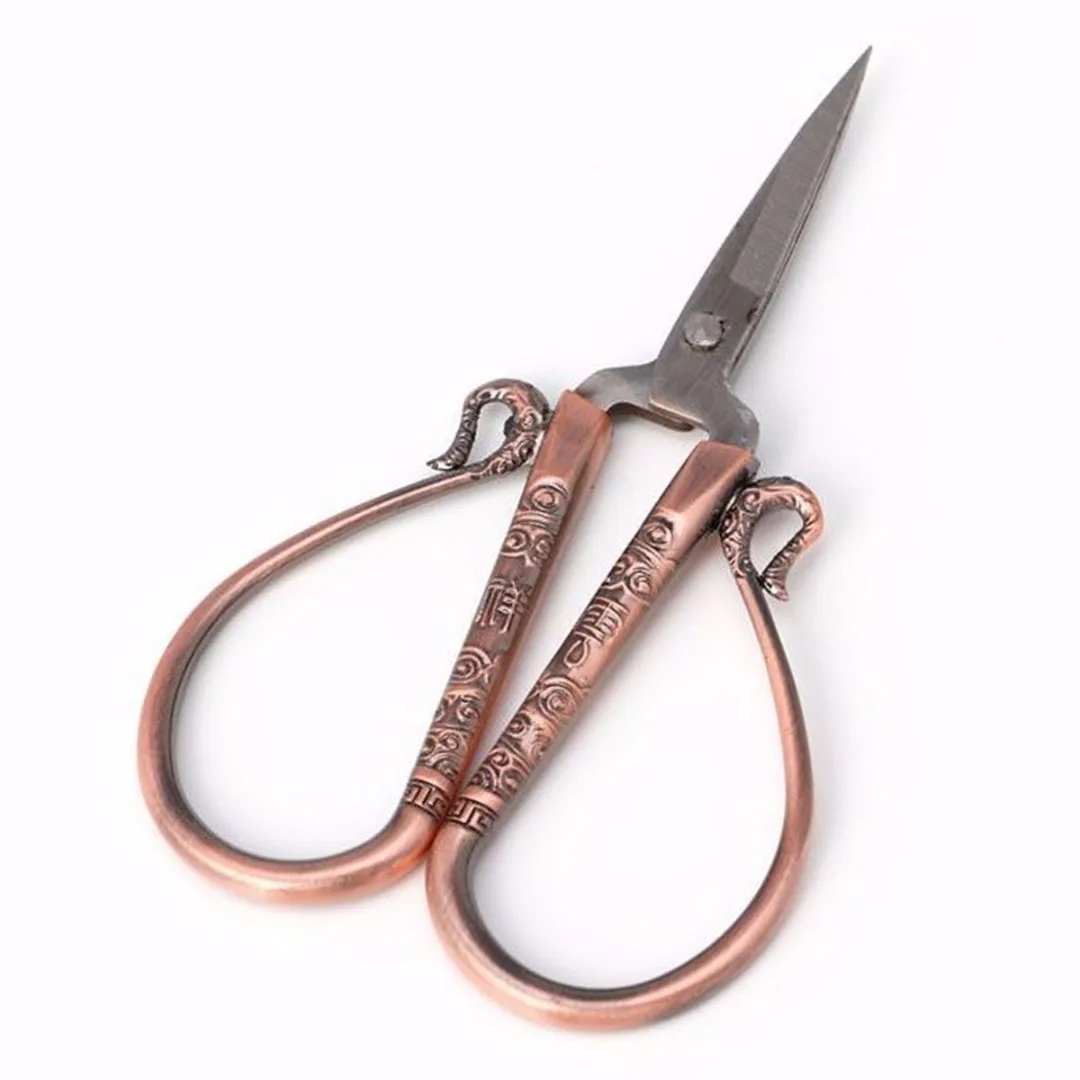 Embroidery handicraft Craft Vintage cross European ZAKKA Fabric scissor stitch DIY Sewing Tailor Cut Art Retro classic Antique