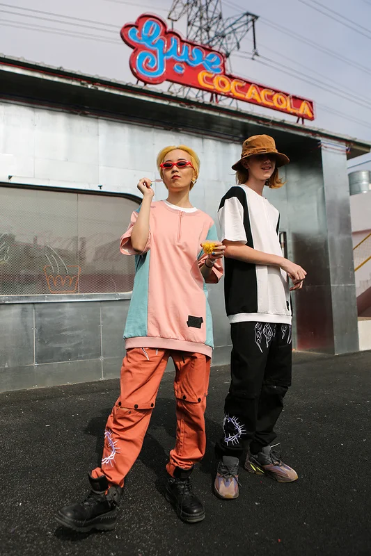 Для мужчин хип хоп повседневные штаны повседневное пот брюки для девочек Jogger Мода Сторона Полосатый мотобрюки Harajuku японский Азии стиль