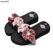 Weoneit маленький шлепанцы для девочек взрослых цветок без каблука шлёпанцы для женщин Летняя обувь большая девочка и студенты цветы пляжные сандалий