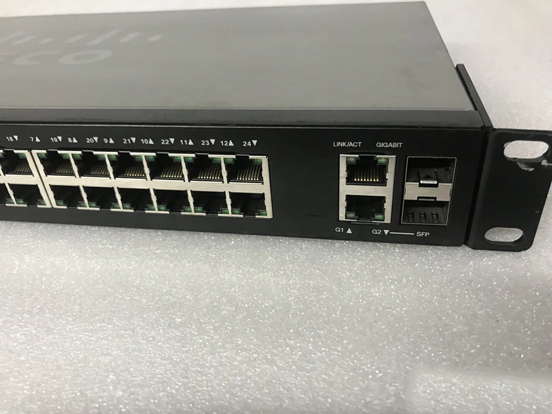 SF220-24 24-портовый 100 M+ 2 Порт Gigabit Ethernet веб-Управление