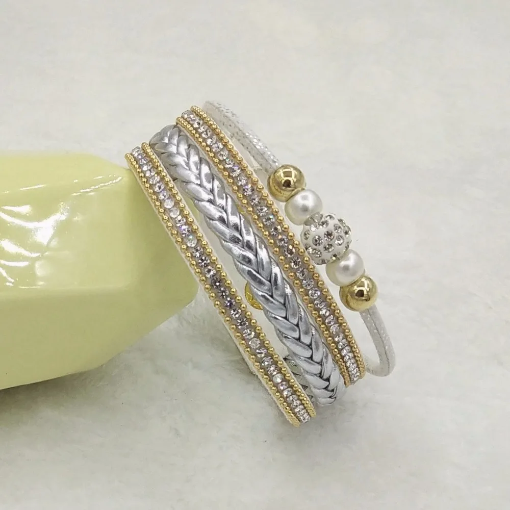 

2018 Lastest Women Vintage/Sweet bracelet Beaded Leather PU Woven Bangle Casual personality drill Jewelry