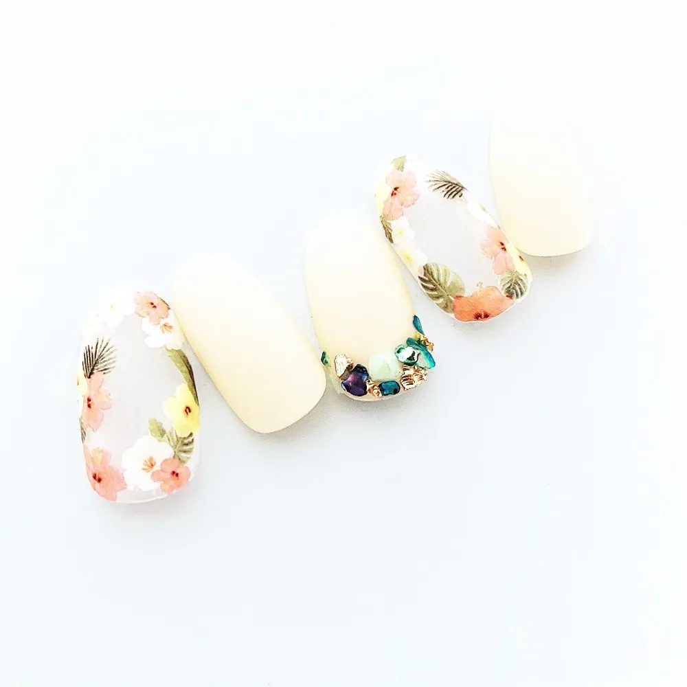 11216151514_1195266380 (1)