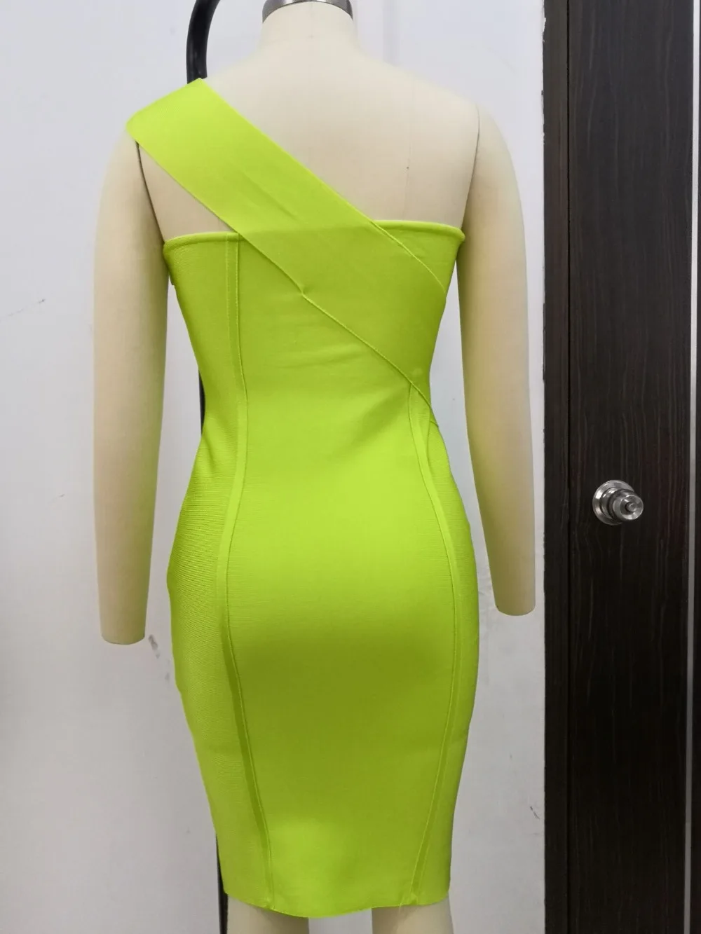 High Quality One Shoulder Bodycon Rayon Bandage Dress Club Party Elegant Dress (12)