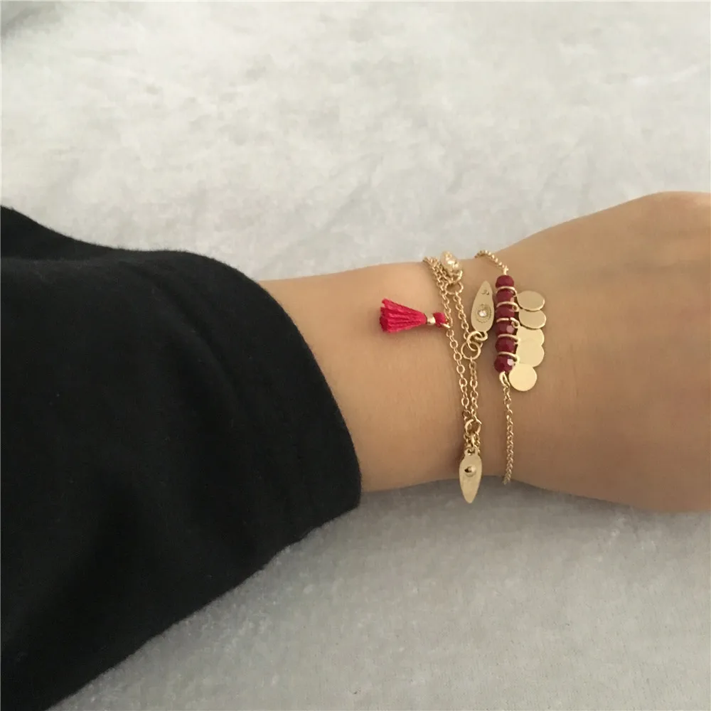 

ROMANTIC GOLD COLOR ROUND DISC WATER DROP THREAD TASSEL CUTTING BEAD CHAIN 3 ROW BRACELET