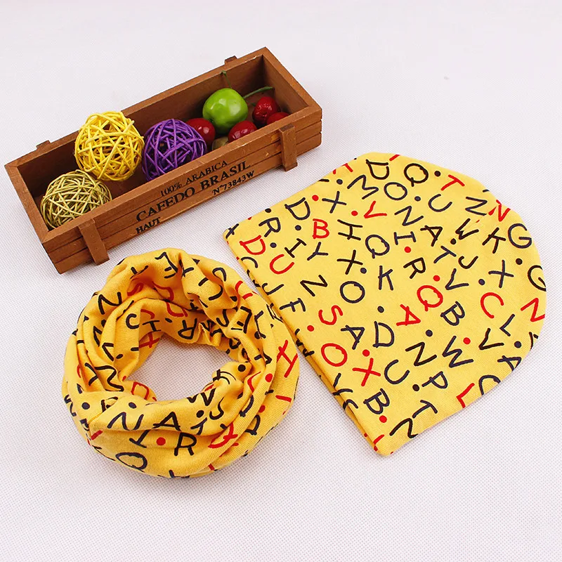 letters yellow