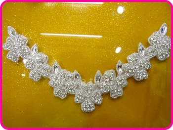 

Shiny bridal crystal beaded rhinestone neckline fabric appliques patches for gown