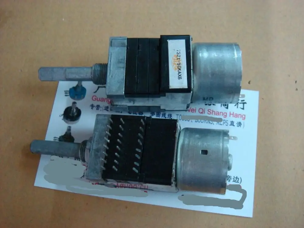 

1pcs/lot RK168 732t 50KAX6 6 associated with motor potentiometer 30MMF [no tap] In Stock