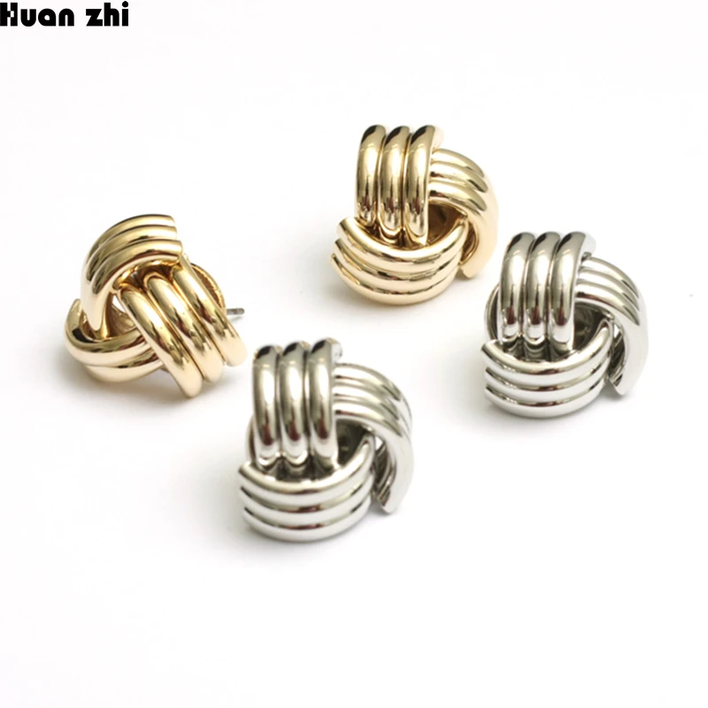 

HUANZHI 2019 Vintage Metal Gold Twisted Knot Geometric Three Tube Cross Copper Stud Earrings For Women Girl Party Gift Brincos
