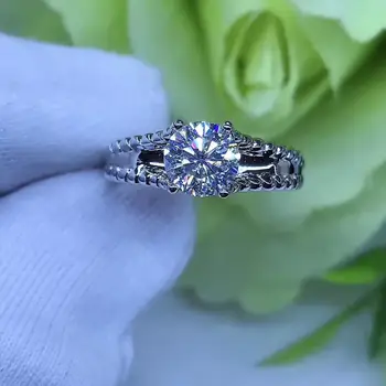

Round Silver Moissanite Ring 1ct D VVS Luxury Moissanite Weding Ring for Women