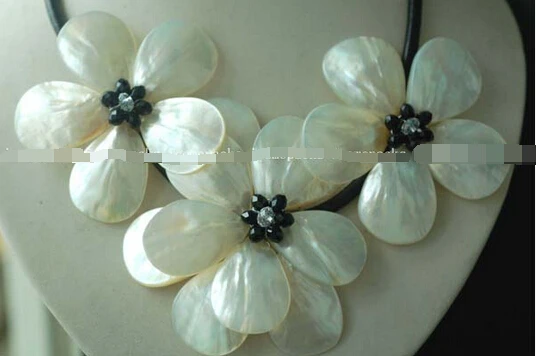 

white sea shell flower and quartz necklace 18inch ^^^@^Noble style Natural Fine jewe SHIPPING