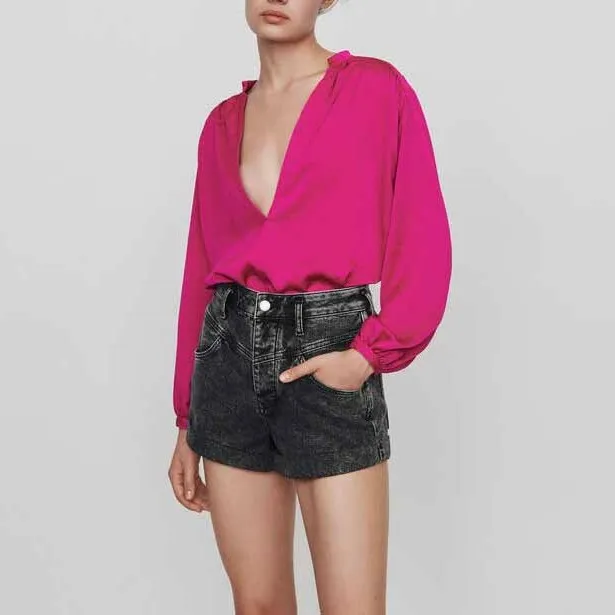 

2019 autumn and winter new women's snowflake gray curling belt women hot denim shorts