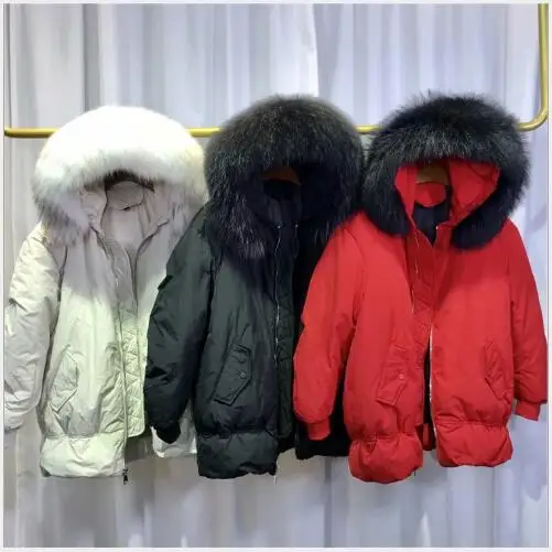 Женское пуховое пальто 2018 новая зимняя свободная Большая Меховая куртка с капюшоном женская верхняя одежда Модная Повседневная Длинная