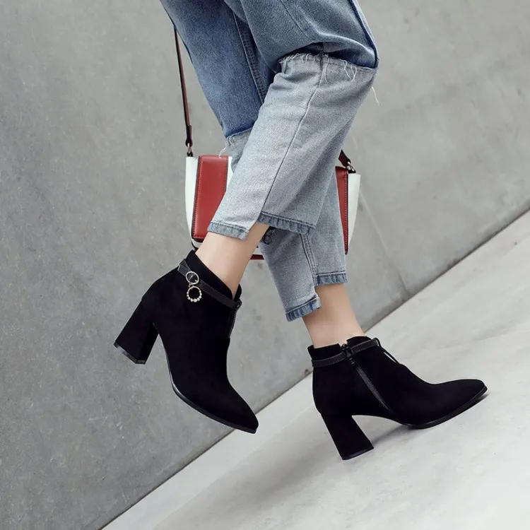 

Big Size11 12 13 14 15 16 Simple Euro-American pointed side zipper belt buckle women's boots in autumn and winter