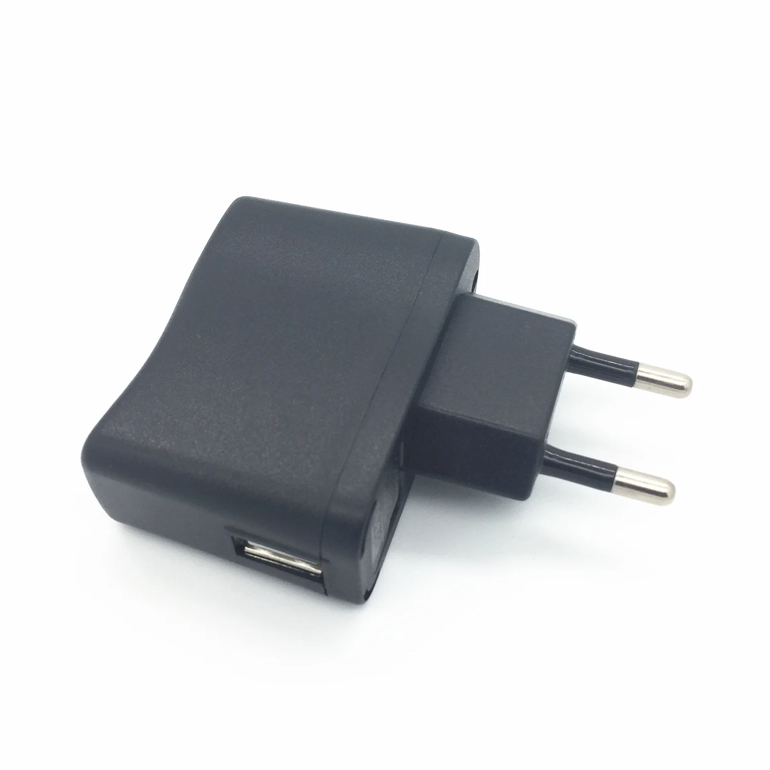 Зарядное устройство с USB портом 1 А 5 В|Переходники и адаптеры| |